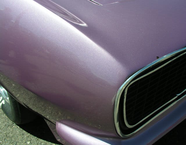 pearlescent car paint vs metallic