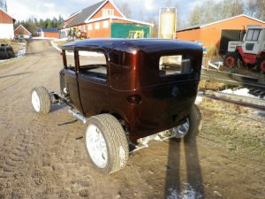 Cinnamon Brown Roadster